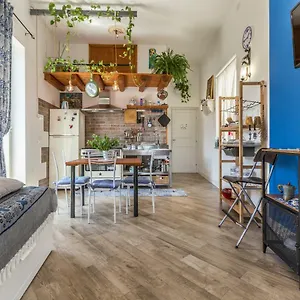  Apartment Go Go House 2 Casa Aprile Italy